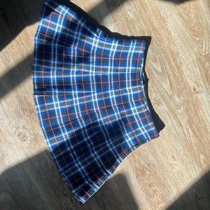 Cute plaid skirt.  EUC